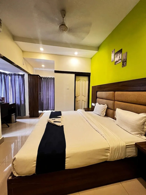 Queens Residency - Kochi