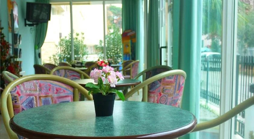 Hotel Maena