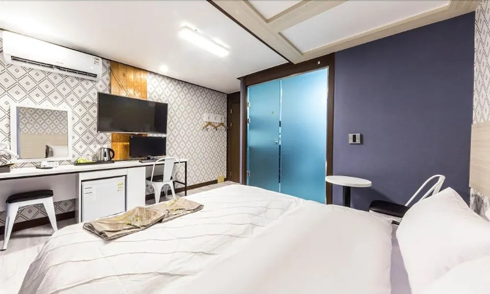 Shincheon Ramon Hotel