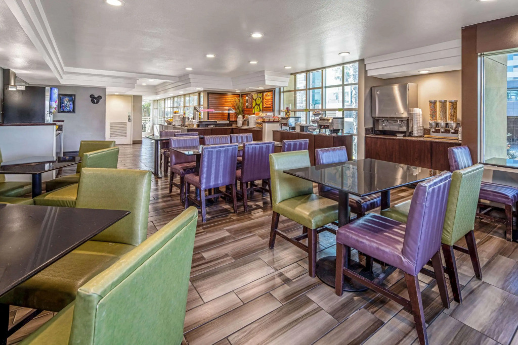 La Quinta by Wyndham Anaheim