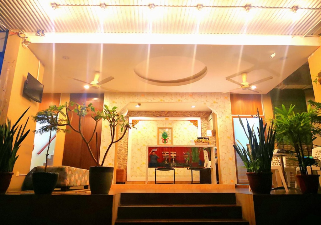 Zahaar New Wing Hotel