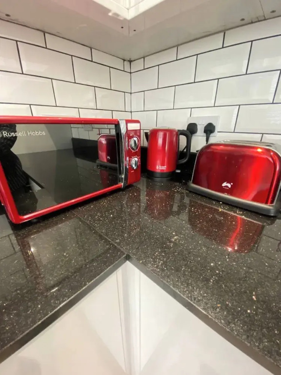Stunning South Croydon Apartment - Relax in Style