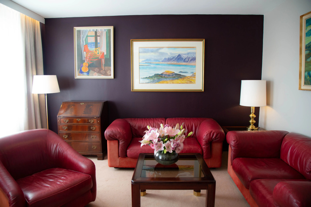Отель Holt - The Art Hotel