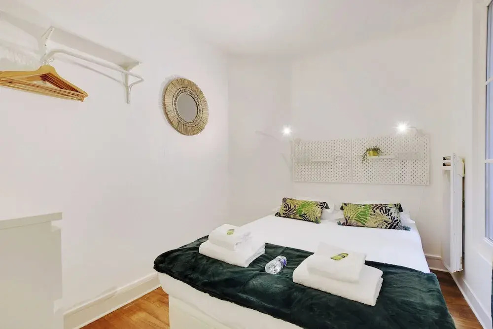 Magnificent Apartment - 1br/4p - Sacre-coeur