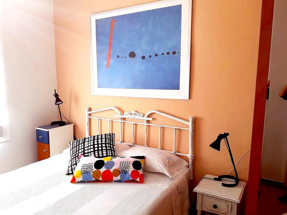 Charming House in El Poyo del Cid with Garden and Terrace