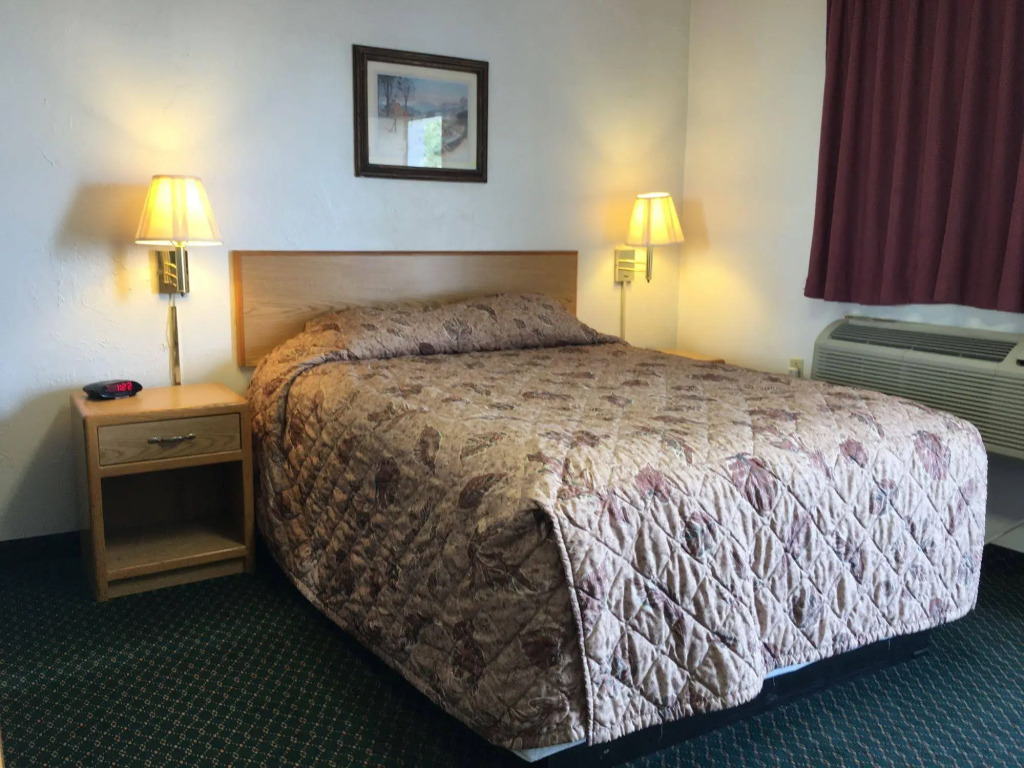 Umatilla Inn & Suites