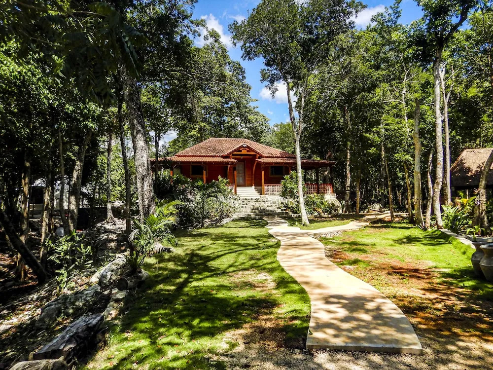 Eco Lodge by Biwa