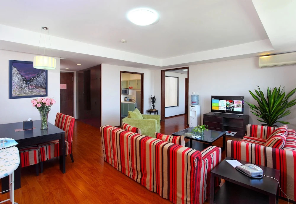 In-Zone Hotel & Apartment Tianjin