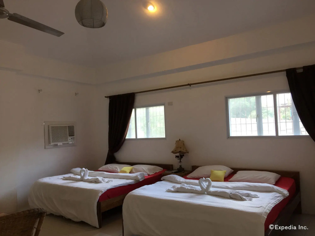 SunzEn Palawan, Resort