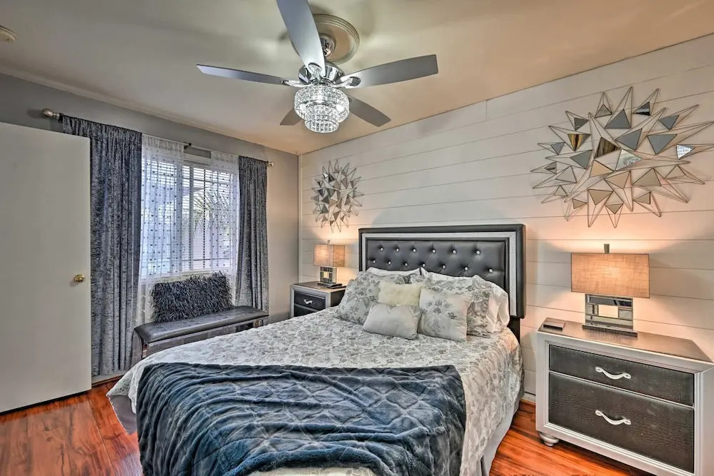 SD Home - Sunny Retreat Steps From Ocean Beach