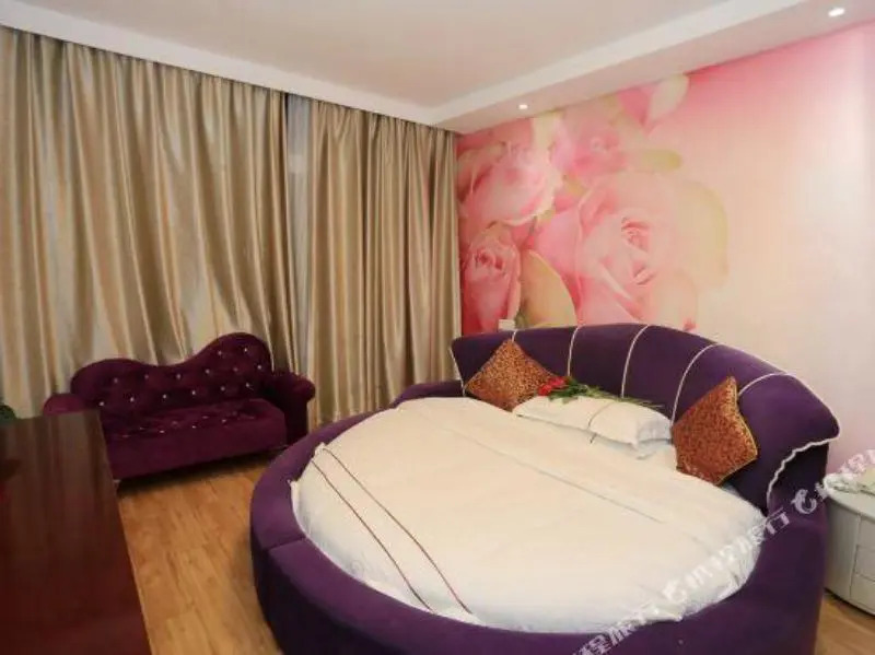 yunbanshanju Suites Hotel