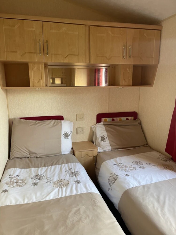Immaculate 2-Bed Static Caravan at Monrieth