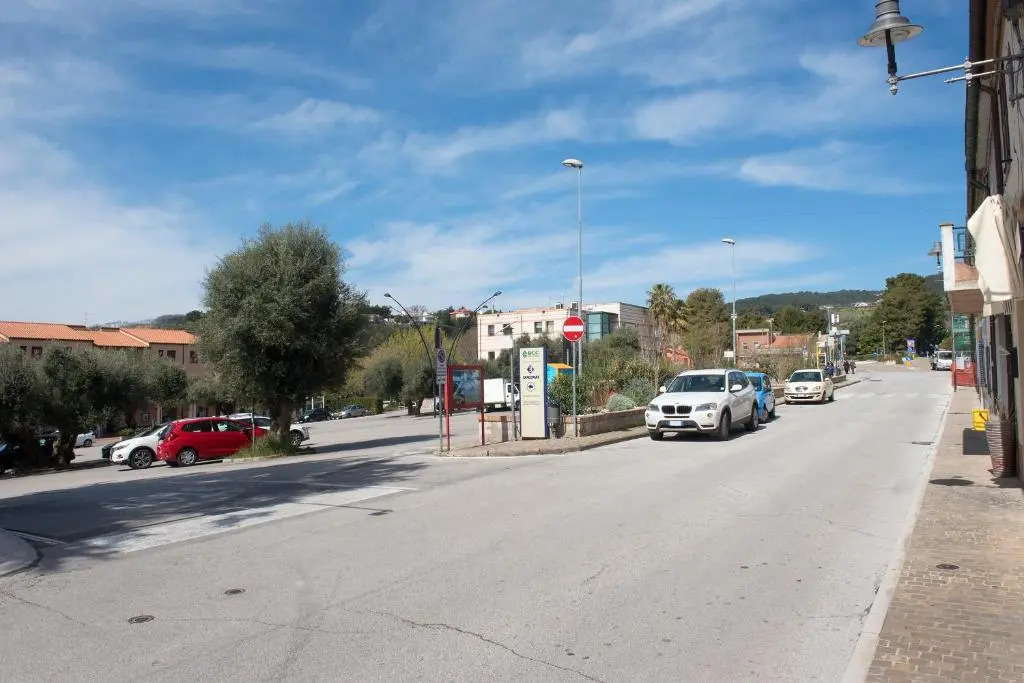 S19 - Sirolo, bilocale in pietra del Conero