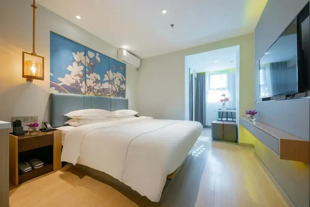 YESTE Hotel (Shenzhen Nanshan Qianhai Daxin subway station)