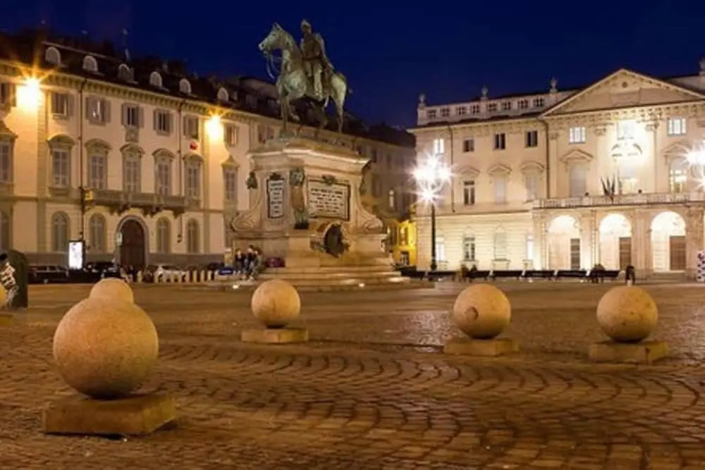 Apartment with 2 Bedrooms in Torino, with Wonderful Mountain View, Balcony And Wifi - 92 Km From the Slopes