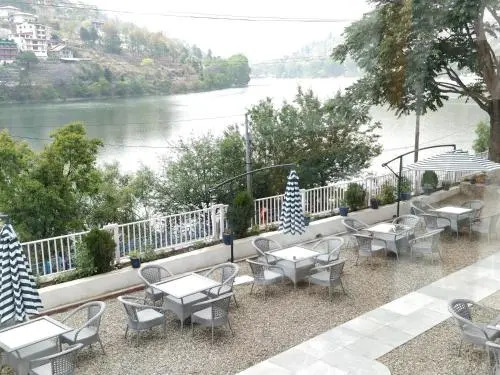 Sojourn By The Lake, Bhimtal