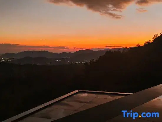Tengchong Yunju Star Hot Spring Resort
