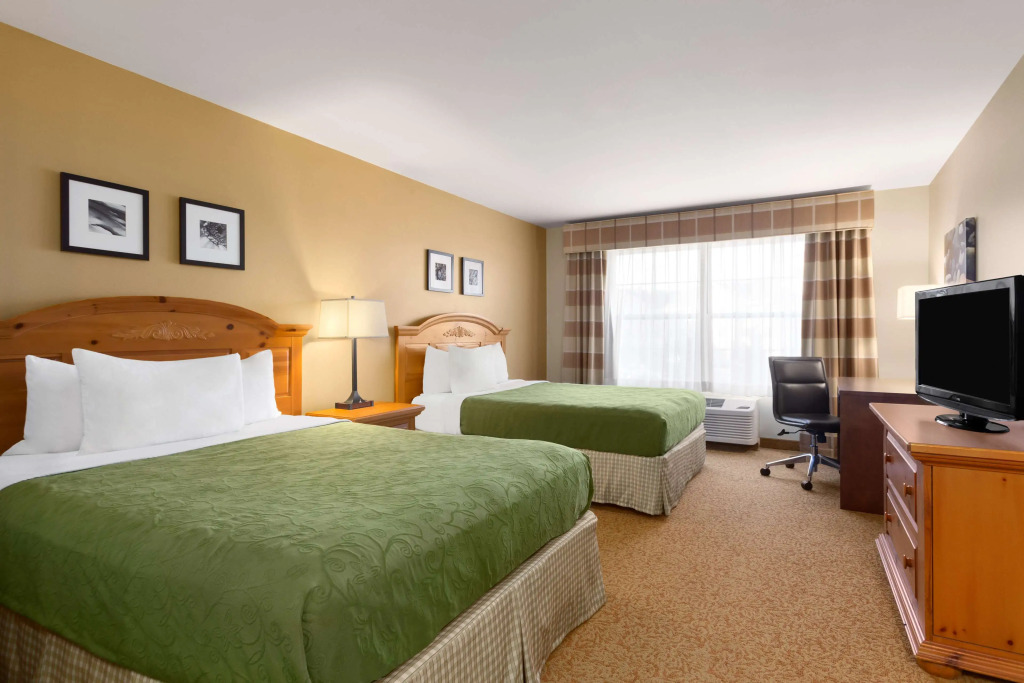 Country Inn & Suites Rochester South