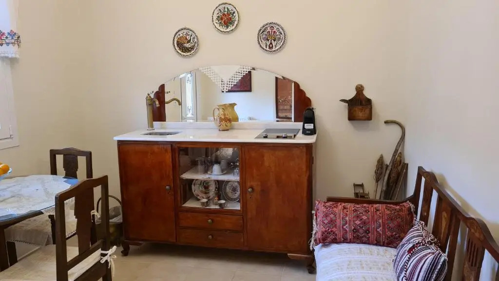 Prasini Folia - Traditional Residence