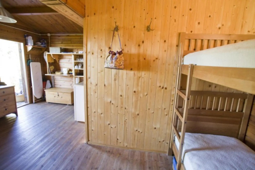 Seccione Chalet 1 Finnish pine cottage with outdoor area overlooking the sea-CHALET SECCIONE 1