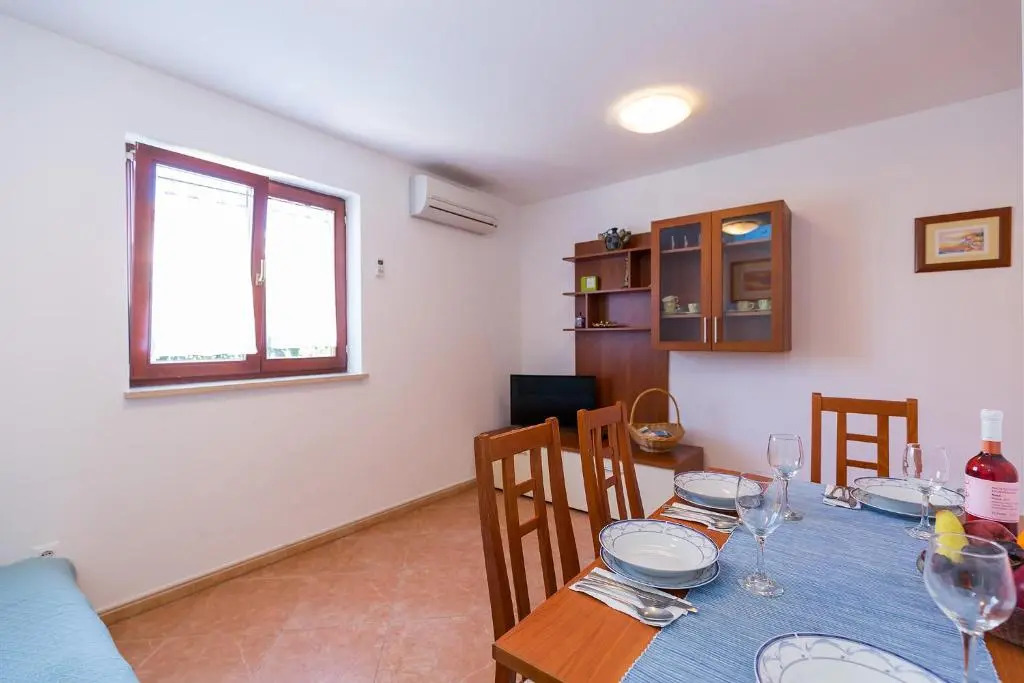 Apartments Radojka