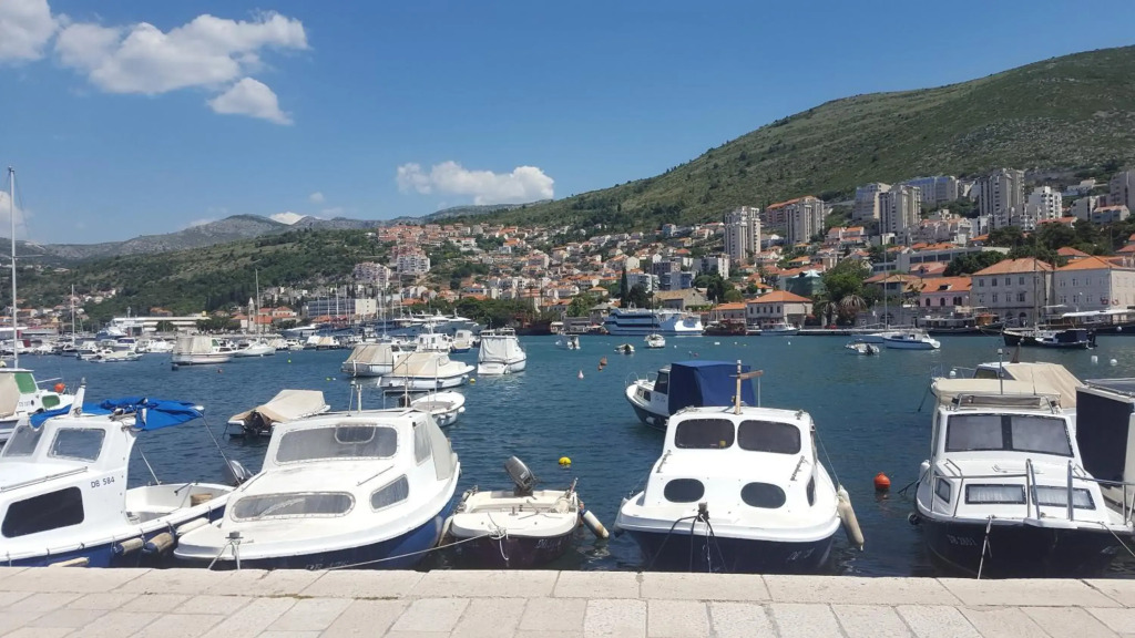 Apartments Adriatic Oasis & Marine View