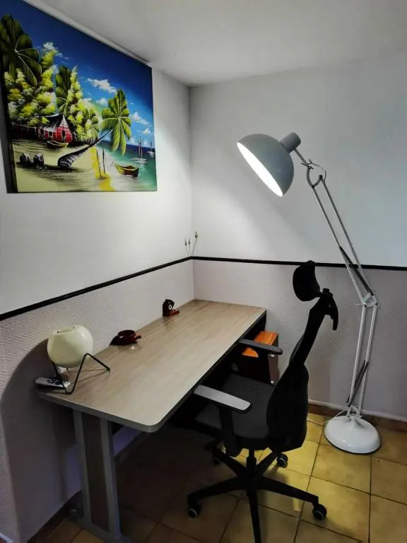 Appartement de 2 chambres avec jardin clos et wifi a Le Lamentin a 7 km de la plage