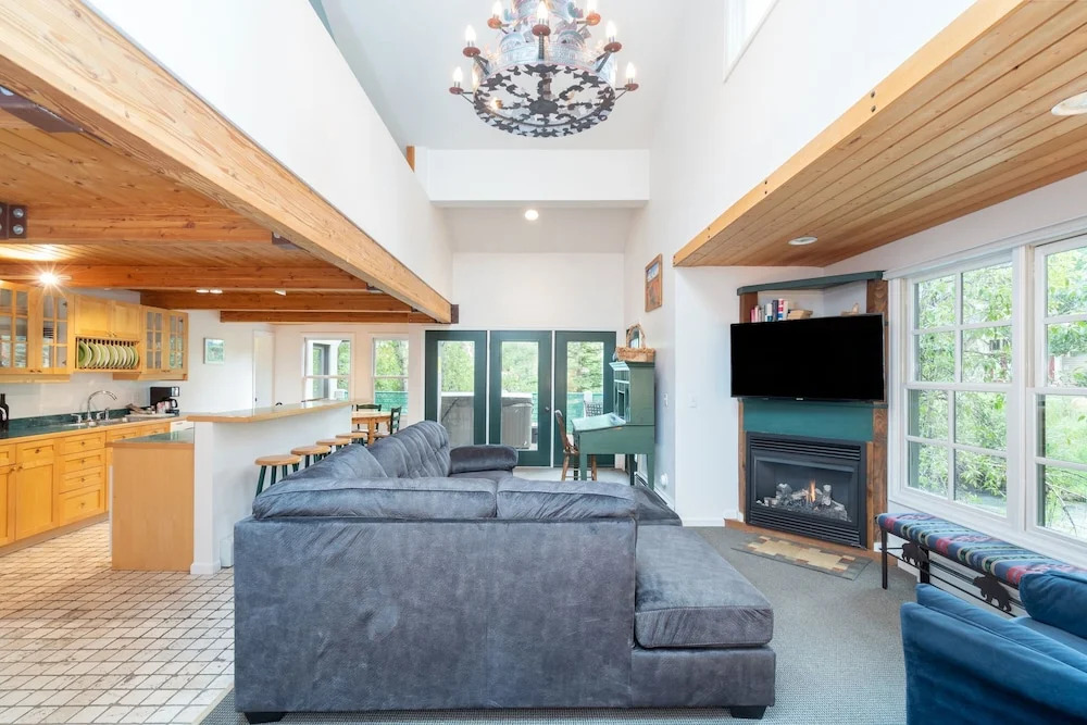 Mountainside Inn 118 by Alpine Lodging Telluride
