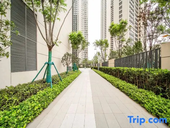 Shangyuan Boutique Stay Movie Apartment (Zhongjiacun Subway Station Guiyuan Temple)