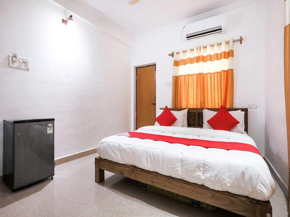 Candolim Beach Vaddo 15