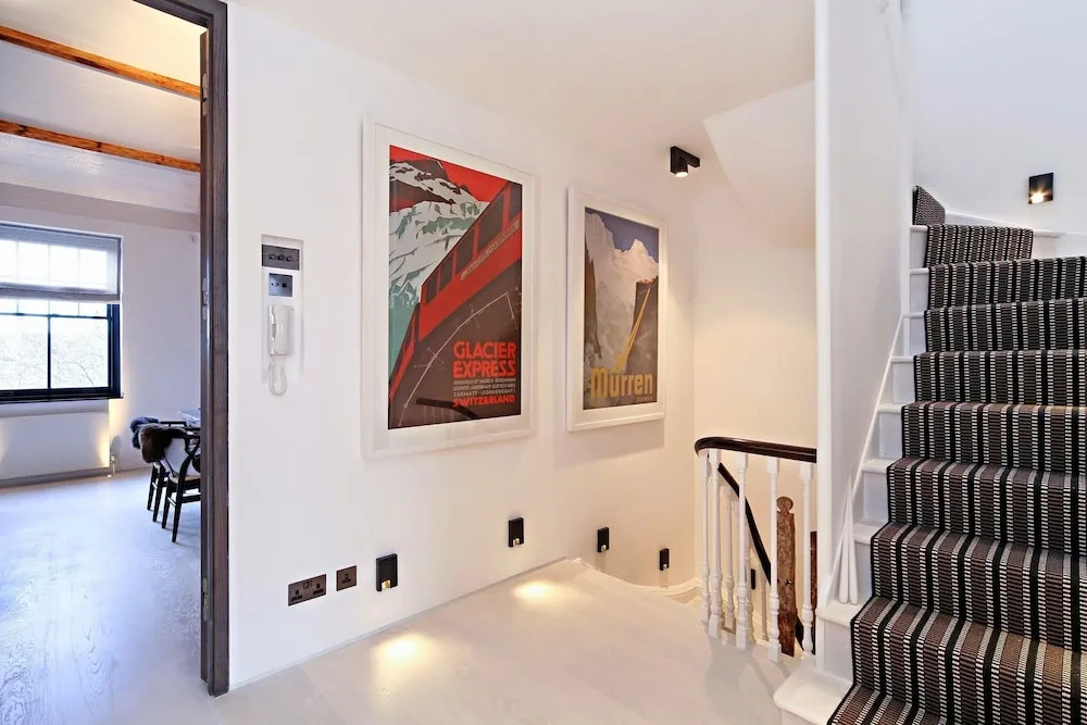 Super Premium - Cadogan Square 3 Bedroom Apartment