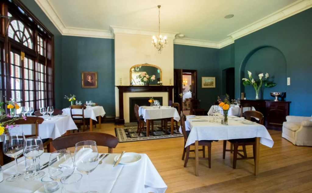 Petersons Armidale Winery and Guesthouse