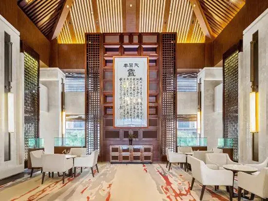 Rising Hot Spring Resort Kunming
