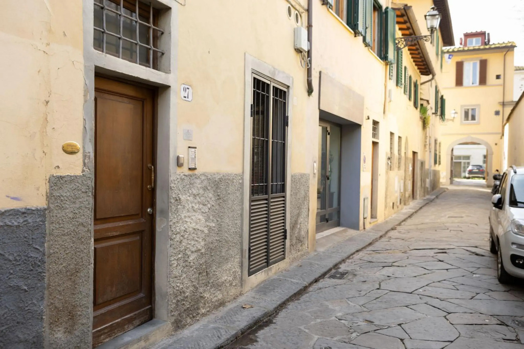 D'Ardiglione27 Flat