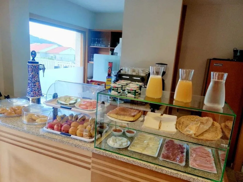 Hotel A Raíña