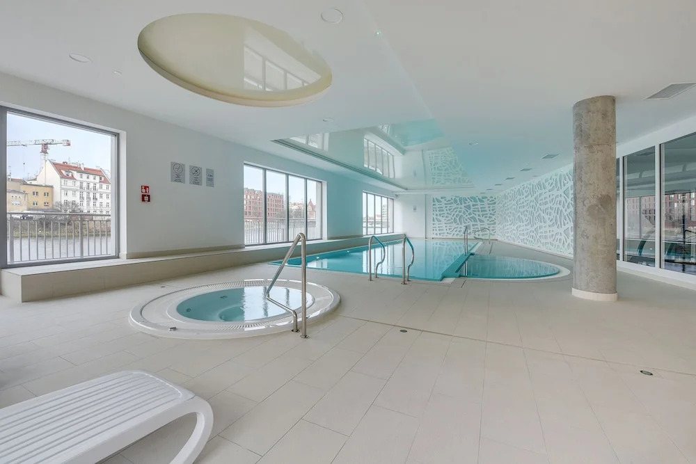Live & Travel Apartments - Waterlane Island
