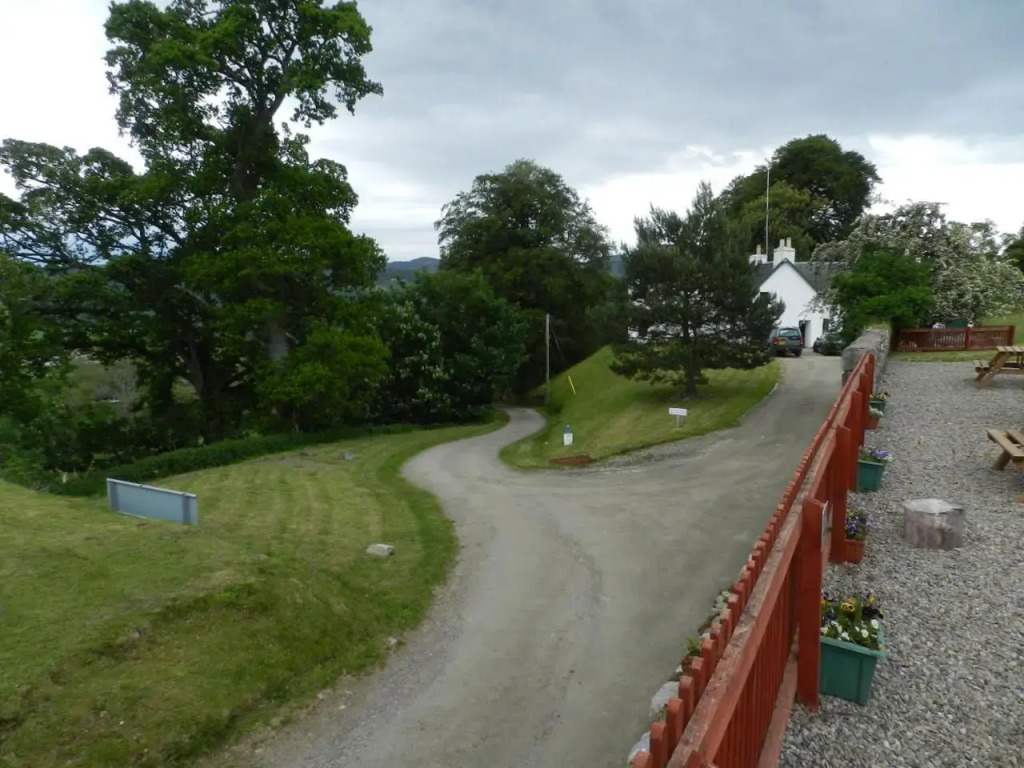 Clunebeg Lodge
