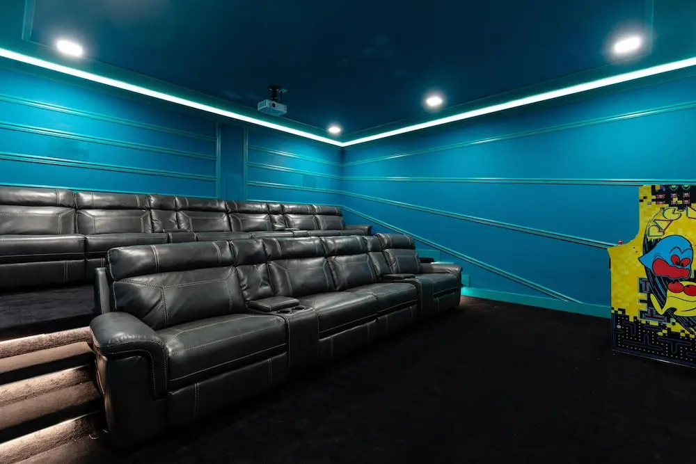 Sr021v: 9 Bed, Star Wars, Frozen, Pool