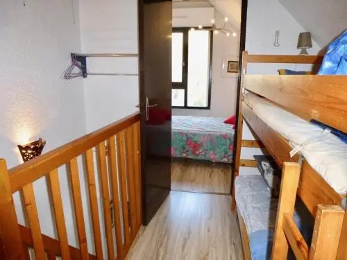 Apartment Appartement Duplex Avec Parking Couvert Deux Chambres