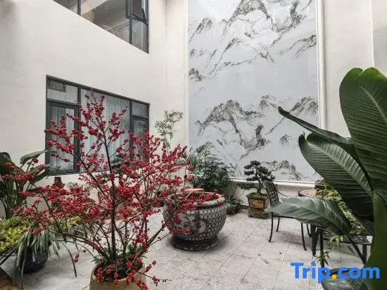 Jiezi Ancient Town Kuanhe Yard Homestay