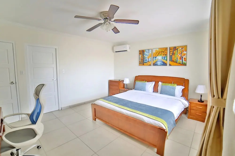 Pearl Aruba Condos