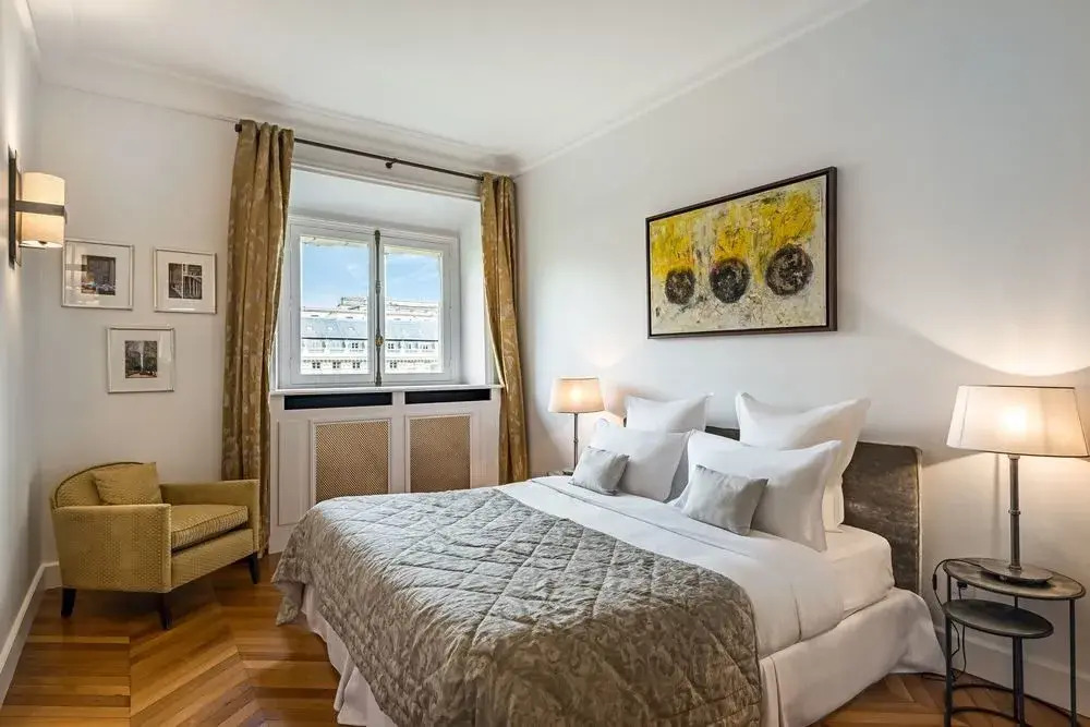 Palais Petit - Two Bedroom Apartment