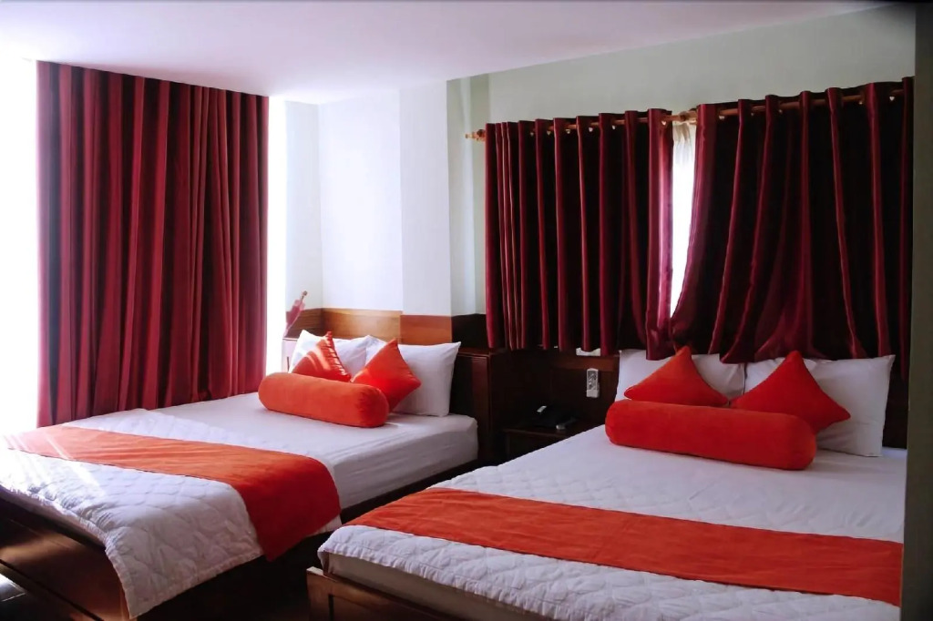 Art Deluxe Hotel