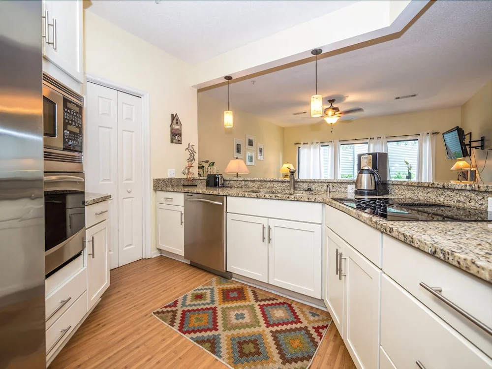 Ocean Breeze 61, 3 Bedroom, Tennis, Sleeps 6, Large Pool