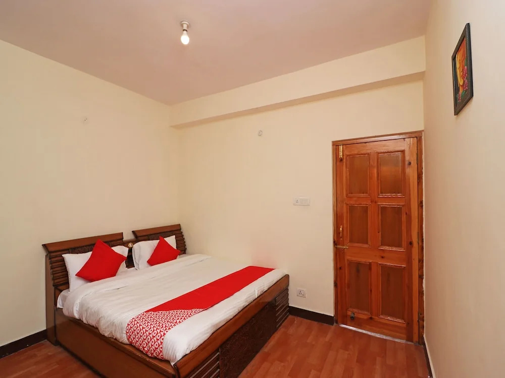 OYO 13316 Home Mountain View 1 BHK Mashobra