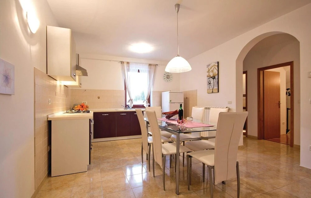 Amazing Home in Pula With Wifi and 2 Bedrooms