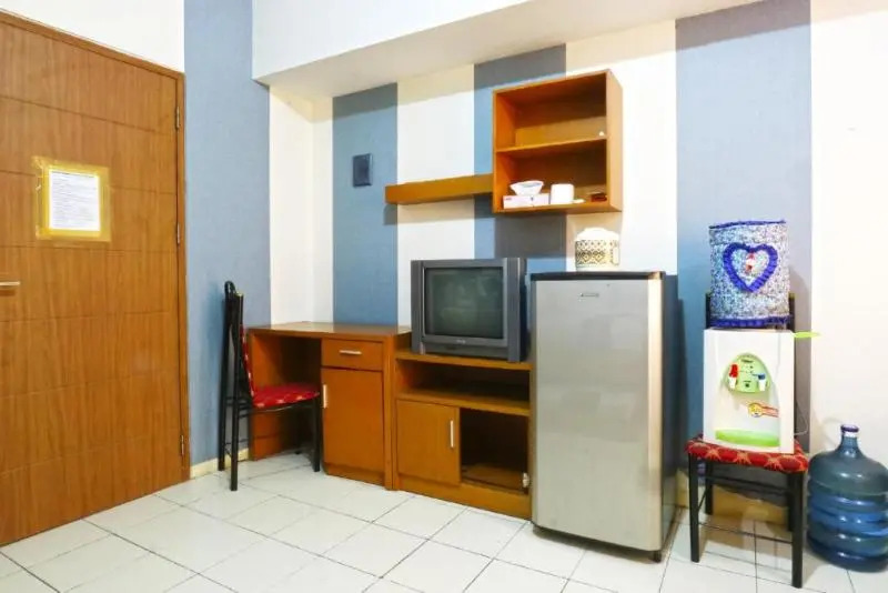 Dewi Depok Apartment by ZUZU