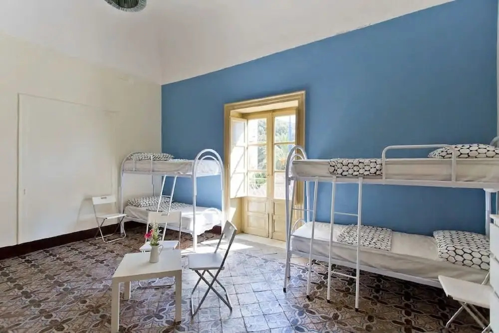 Sunshine Hostel Palermo