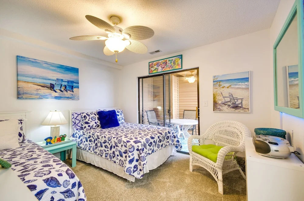 Lake of the Ozarks Vacation Rental w/ Lake Views!