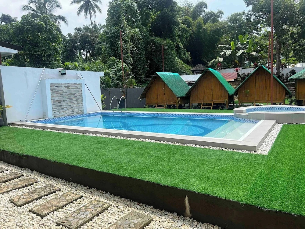 Serene Farmhouse Retreat in Alfonso, Cavite - Perfect for Family Getaways